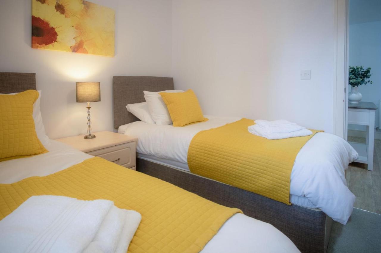 Minarvon - 2 Bedroom Apartment - 손더스풋 외부 사진