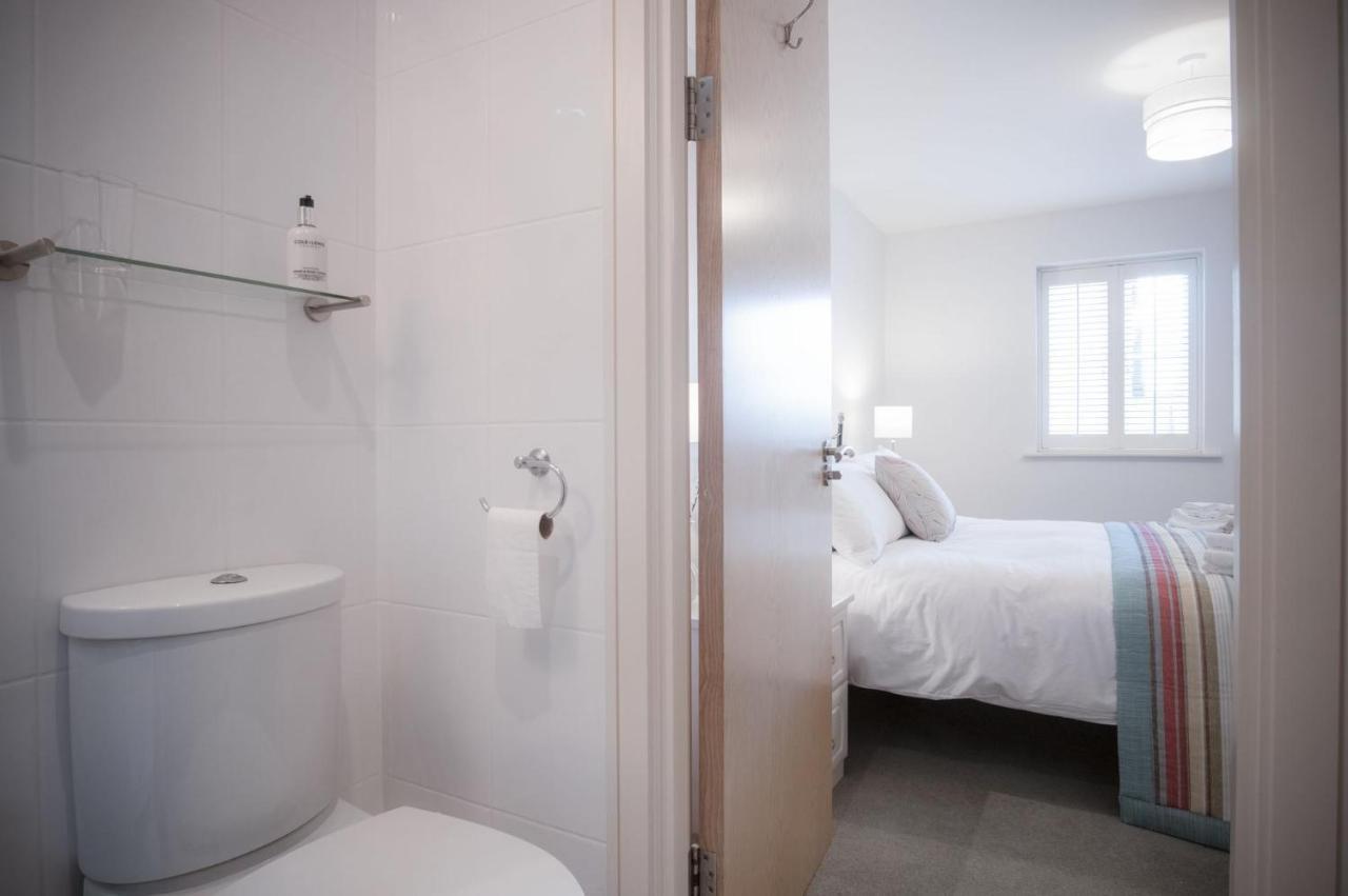 Minarvon - 2 Bedroom Apartment - 손더스풋 외부 사진